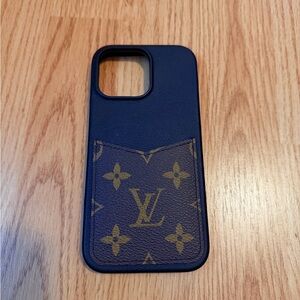 Louis Vuitton iPhone 16 Pro Max Case